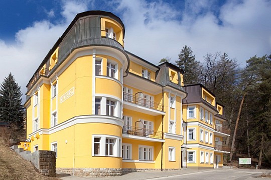 Lázeňský hotel RIVIERA - Luhačovice - TÝDEN PRO ZDRAVÍ