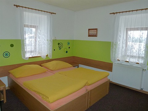 PELIKÁN - Mariánské Lázně - DOVOLENÁ V MARIÁNSKÝCH LÁZNÍCH (5) (3)