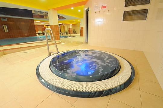 WELLNESS RESORT ENERGETIC - Rožnov pod Radhoštěm - WELLNESS RELAXAČNÍ POBYT NA 2 NOCI (3)