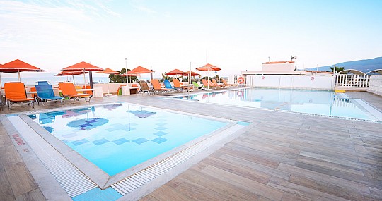 Hotel Kosta Palace