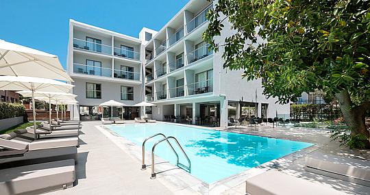 Oktober Downtown Boutique Hotel