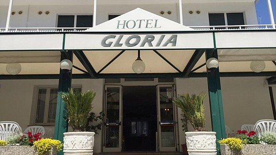 Hotel GLORIA (3)