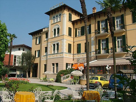 Hotel MADERNO (3)