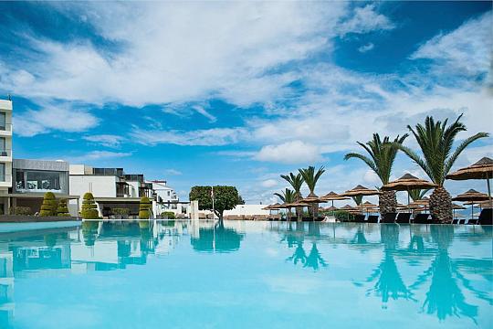 Hotel THE IXIAN GRAND &  ALL SUITES (3)