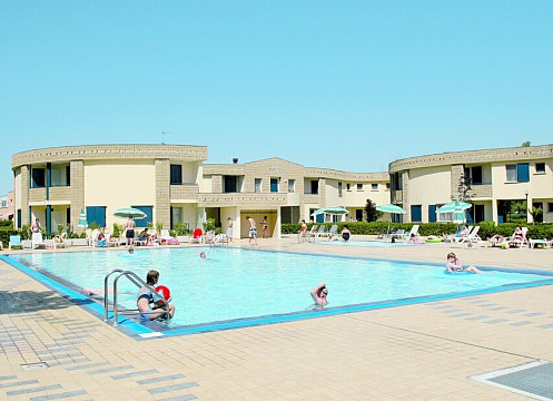 Villaggio Girasoli (2)