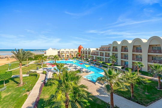 TITANIC BEACH SPA & AQUA PARK (2)