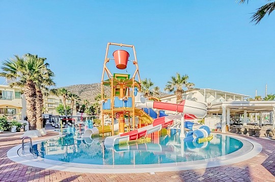 Star Beach Village (2)