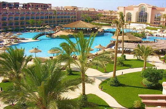 V Grand Beach Resort Sahl Hashees Ex. Pyramisa