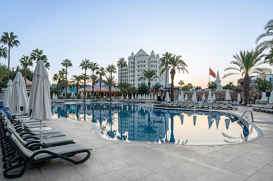 Fulya Kamelya Collection Exclusive Hotels (2)