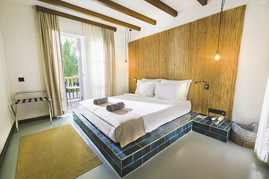 VERY CHIC HOTEL (4)