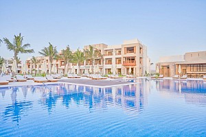The Club by Fanar Beach Resort Hotel