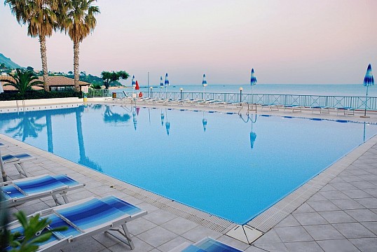 Villaggio Baia d'Ercole (3)