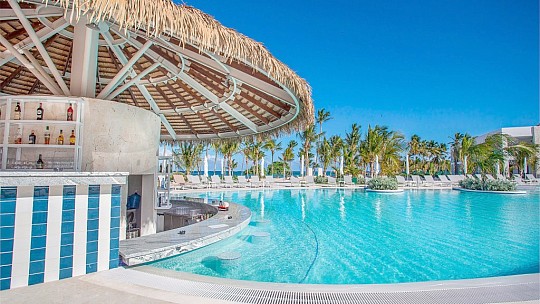 Hotel Serenade Punta Cana Beach & Spa Resort (2)