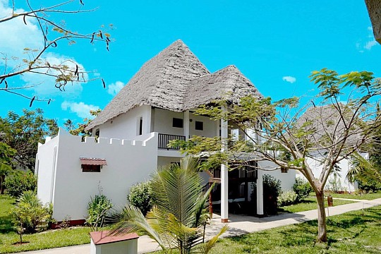 Hotel Uroa Bay Beach Resort (5)