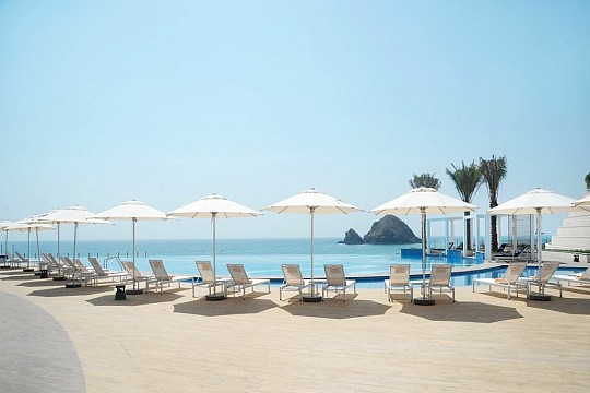 Royal M Al Aqah Beach Hotel & Resort (3)