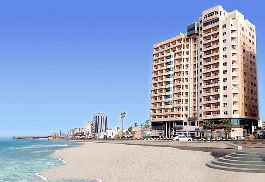 Hotel Ramada Beach
