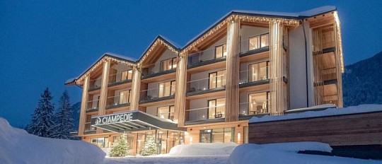 Hotel Ciampedie Luxury Alpine SPA (2)