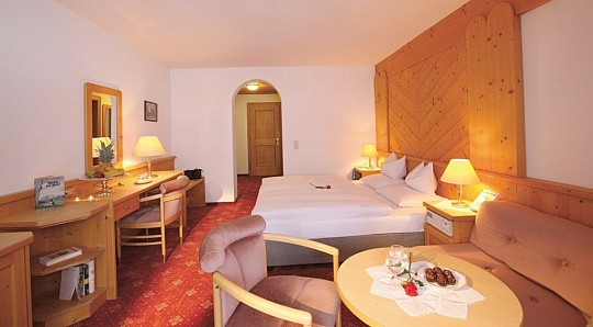 Hotel Büntali (2)