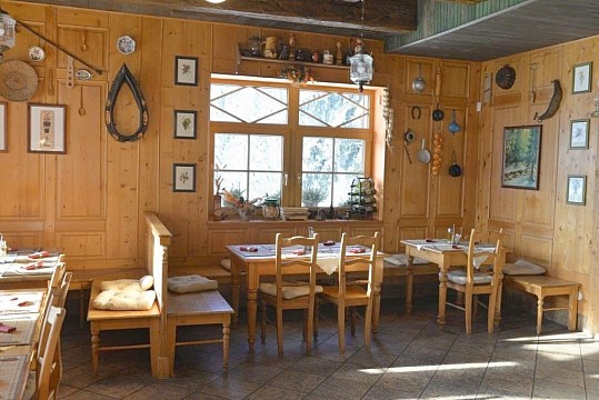 Hotel Modrava (2)