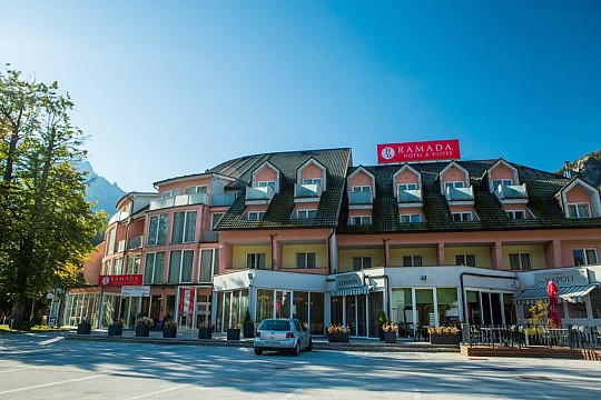 Ramada Hotel & Suites: Zimní pobyt 6 nocí (4)