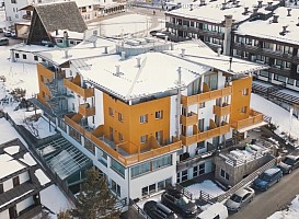 Alpine Mugon Hotel