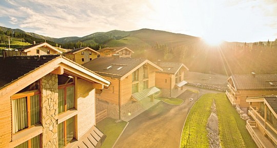 CHALETS JASNÁ COLLECTION APARTMENTS - Ubytování se snídaní, lanovkami/skipasy a vodními parky - Demänovská Dolina