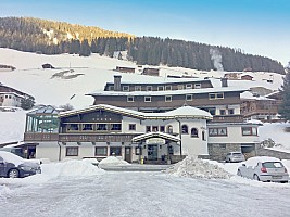 Höhlenstein Hotel